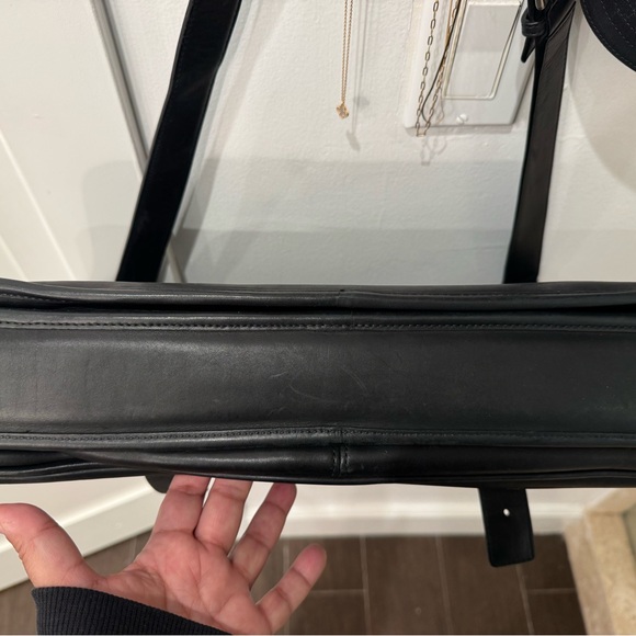 Coach black leather computer attache - Picture 3 of 13